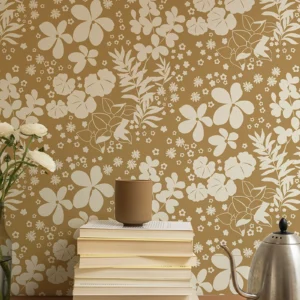 Papier peint écologique ocre au motif floral et rétro blanc.