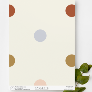 Echantillon papier peint à pois terracotta et bleu pour une chambre d'enfant très tendance.
