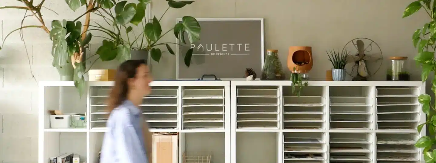 Bienvenue dans l'atelier de Paulette intérieurs, des papiers peints sur-mesure, fabriqués dans les Landes.
